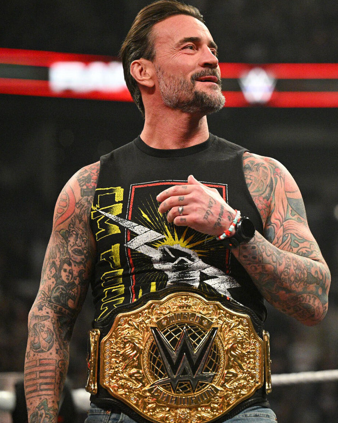 Polera CM PUNK Chicago Fist WWE 2026